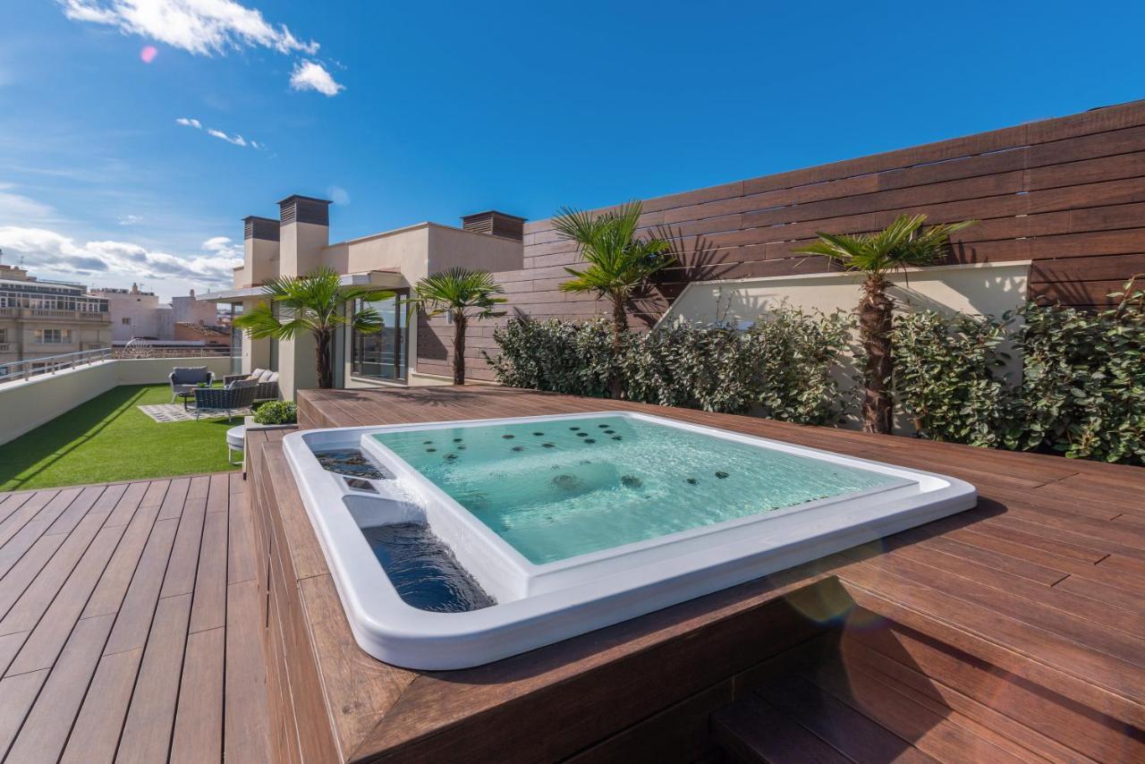 Exclusive Penthouse & Terrace By Ele Apartments Малага Экстерьер фото
